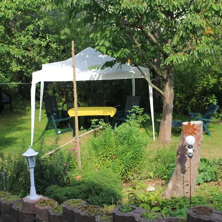 Sonnige Am Wald Buednerreihe