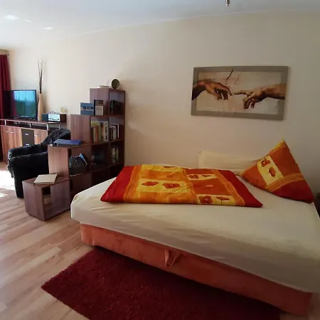 Sonnige Am Wald Buednerreihe Heiligenhagen